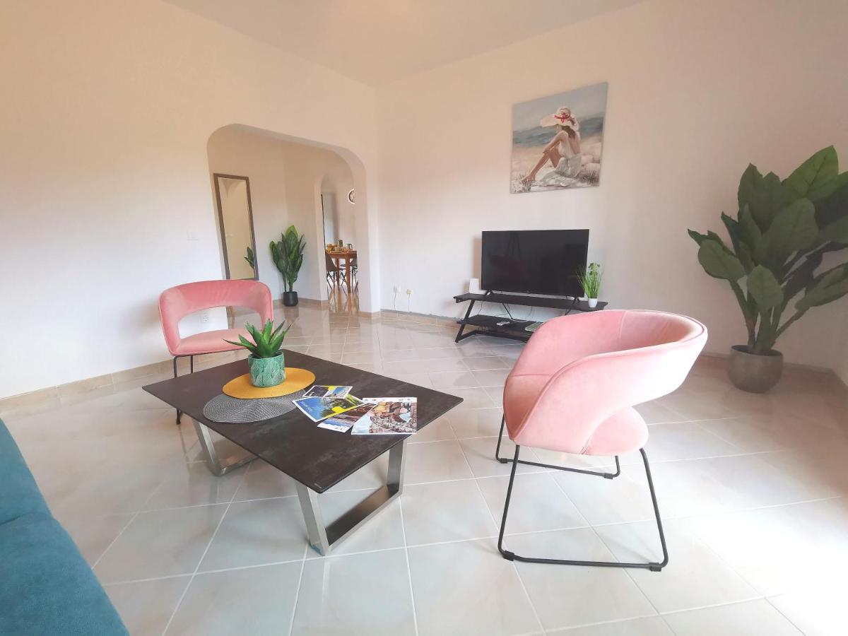 PUY Apartment Pineta With Terrace & Park Wood View מראה חיצוני תמונה